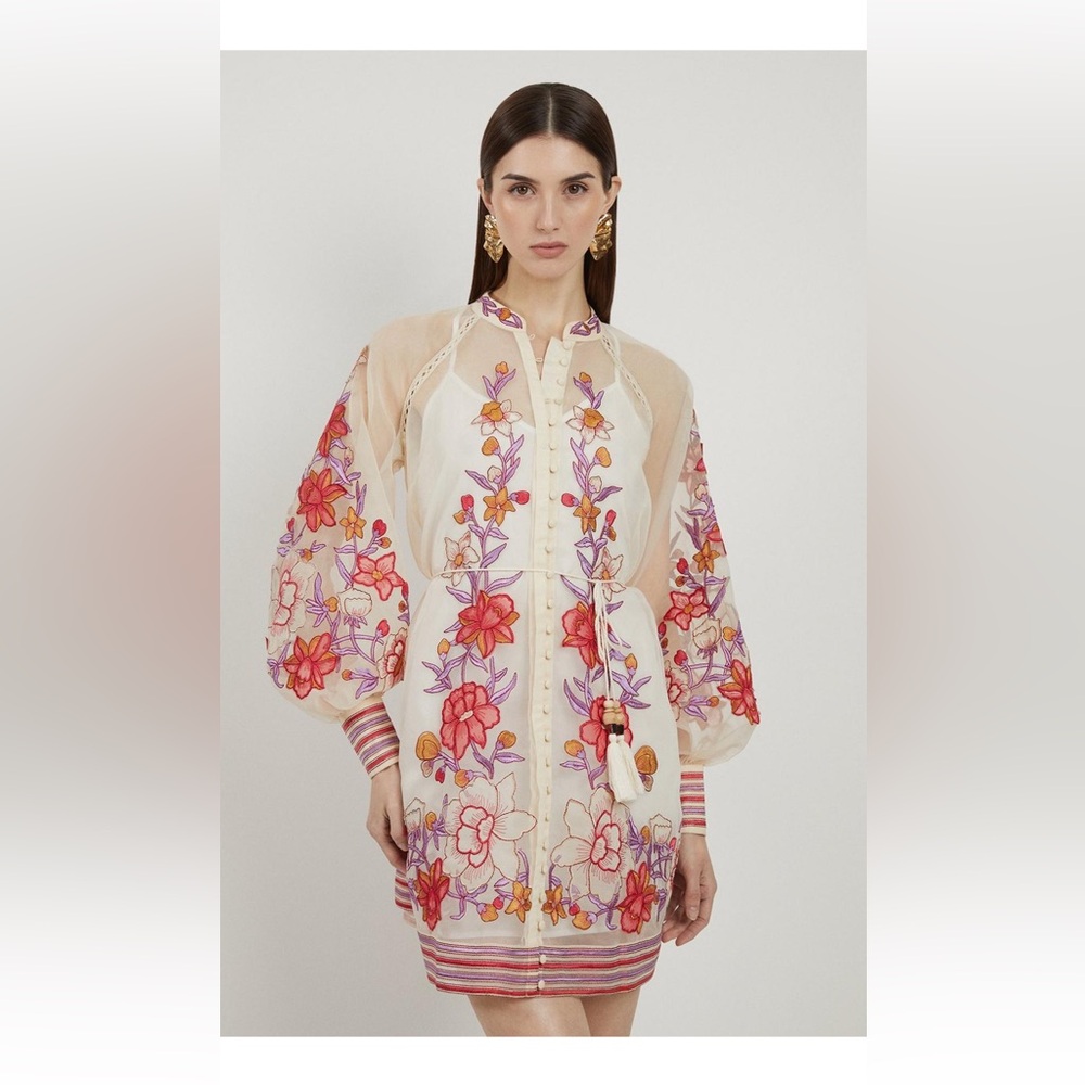 💸 PRICE DROP ⬇️ NWT 🏷️ Karen Millen Floral Placed Embroidery Mini Dress.